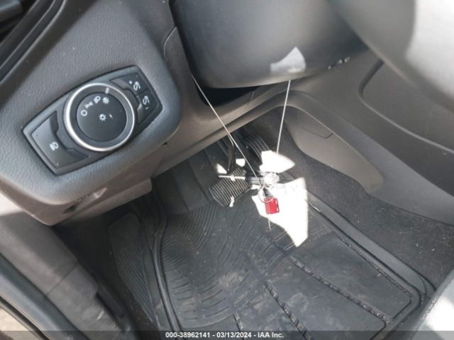 1FMCU0GX1FUB60275 Ford ESCAPE SE