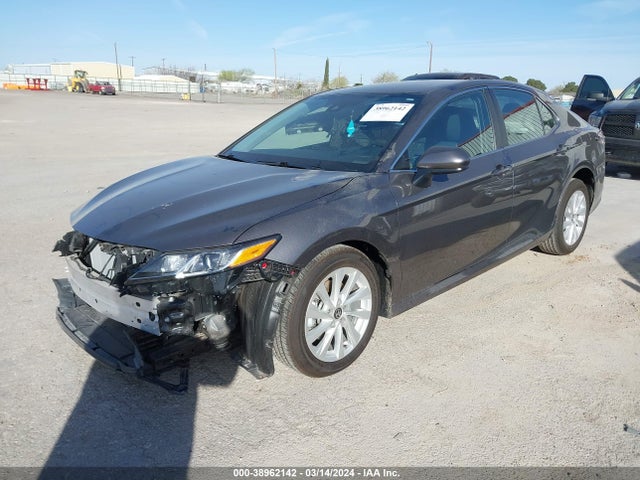 Toyota CAMRY LE 2023 4T1C11AK2PU830980 Image 2