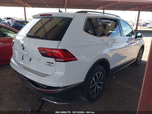 3VV2B7AX9MM019884 Volkswagen Tiguan 2.0t Se/2.0t Se R-line Black/2.0t Sel