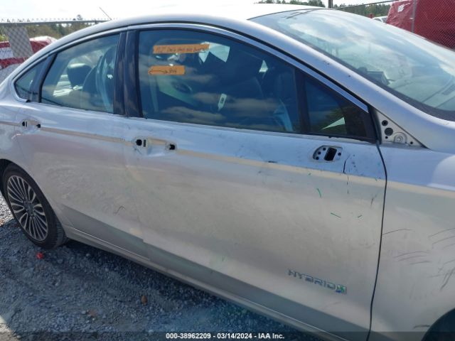 3FA6P0RU5JR206840 Ford Fusion Hybrid Titanium