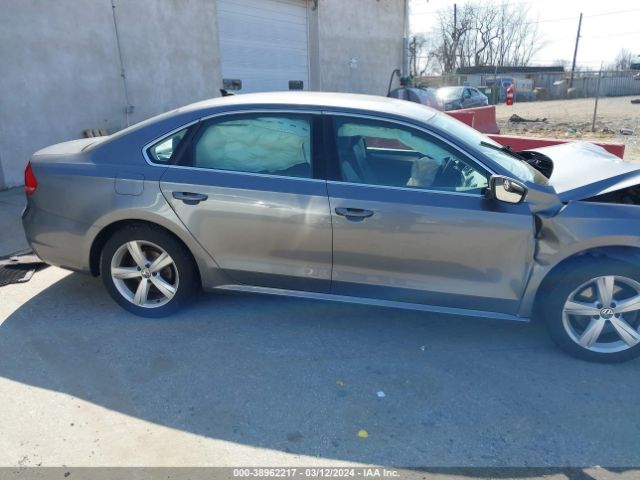 1VWAT7A37FC086778 Volkswagen Passat 1.8t Limited Edition