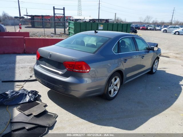 1VWAT7A37FC086778 Volkswagen Passat 1.8t Limited Edition