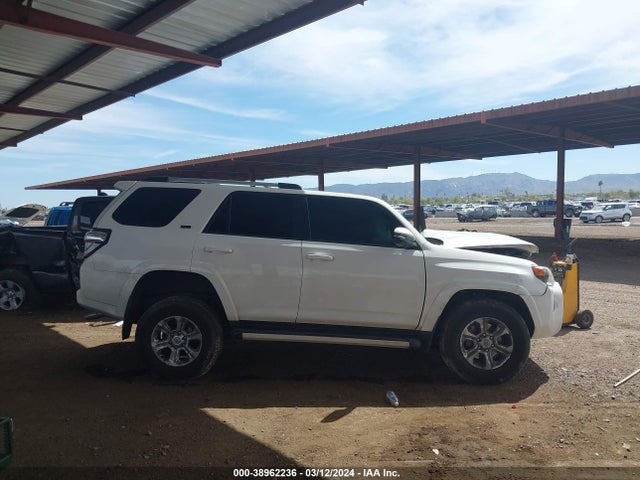 Toyota 4runner Sr5 Premium 2022 JTENU5JR3N5985162 Image 14