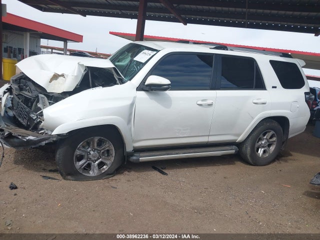 Toyota 4runner Sr5 Premium 2022 JTENU5JR3N5985162 Image 15