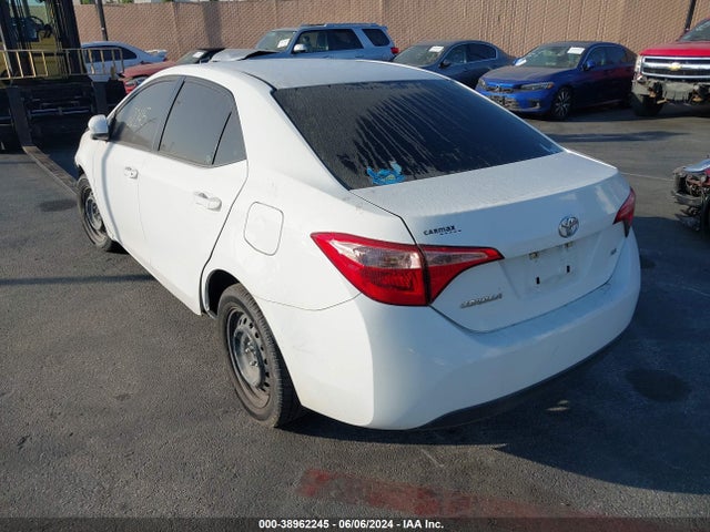 Toyota COROLLA LE 2019 5YFBURHE5KP914108 Image 3