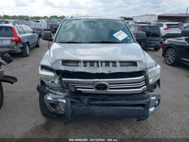 5TFRM5F17GX107153 Toyota Tundra Sr5 4.6l V8