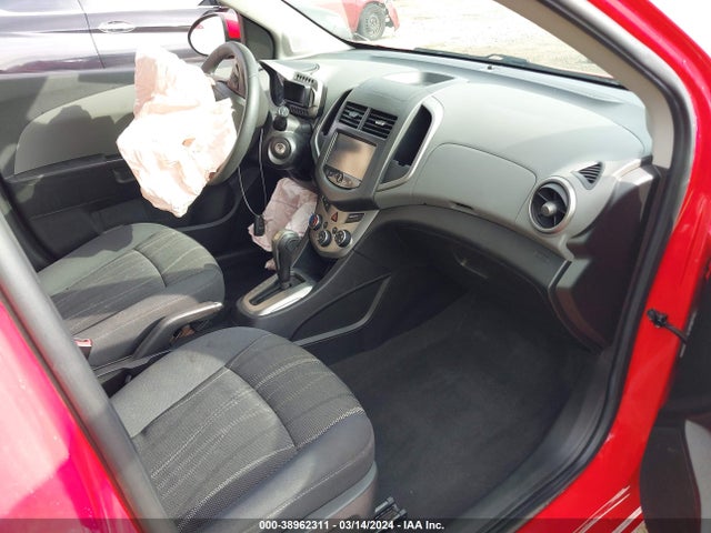 Chevrolet Sonic Lt Auto 2016 1G1JC6SH3G4128360 Image 5