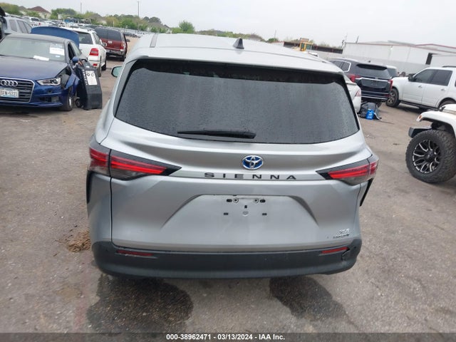 38962471 :رقم المزاد ، 5TDYRKEC8NS119989 vin ، 2022 Toyota Sienna Xle مزاد بيع