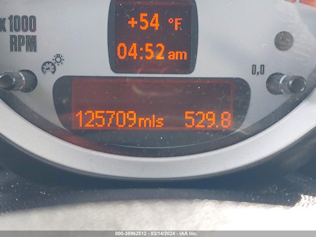 2010 MINI COOPER S WMWMF7C51ATZ71182 Photo 6