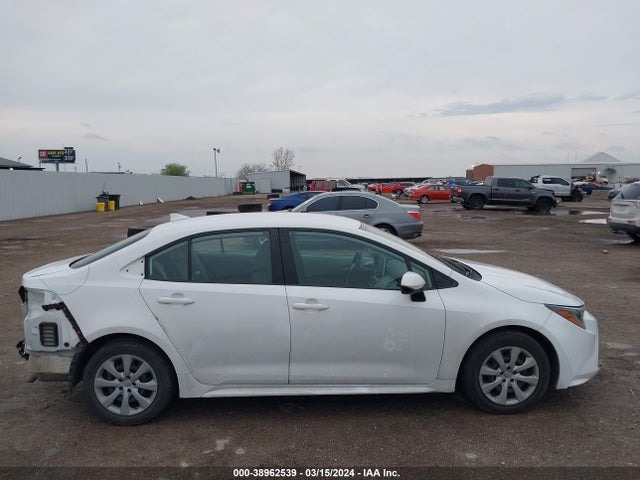 Toyota COROLLA LE 2021 5YFEPMAEXMP252322 Image 14
