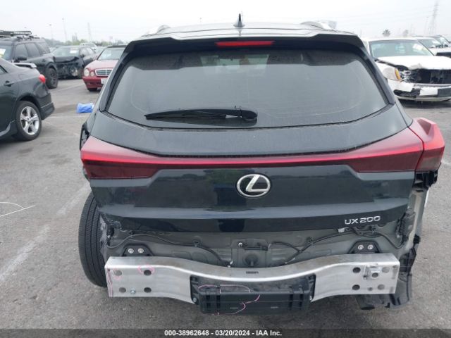 JTHX3JBH5N2053897 Lexus UX 200