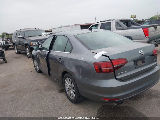 3VWD67AJ5GM393949 Volkswagen Jetta 1.4t Se