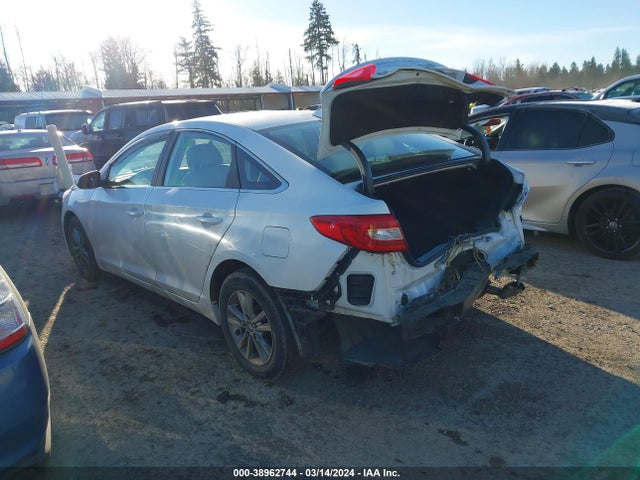 Hyundai SONATA SE 2015 5NPE24AF3FH017574 Image 3