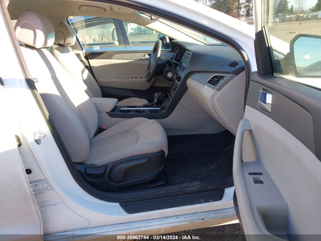 Hyundai SONATA SE 2015 5NPE24AF3FH017574 Image 5