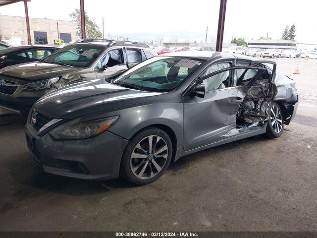 Nissan Altima 2.5 Sr 2016 1N4AL3AP8GC177175 Image 2
