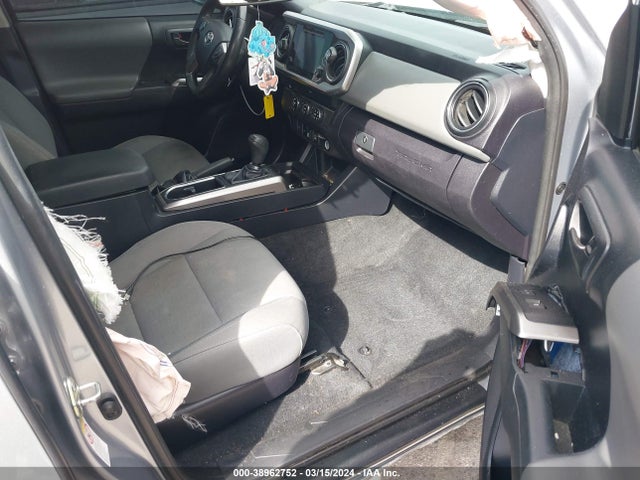 Toyota Tacoma Sr5 V6 2019 3TMAZ5CN0KM097120 Image 5