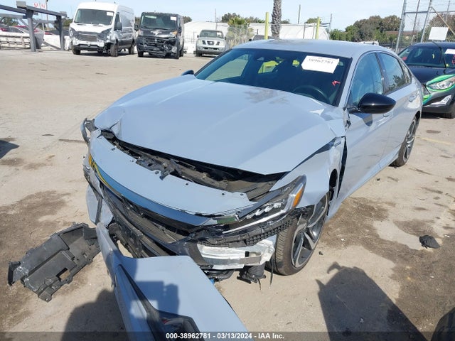 Honda lfb2 2022 1HGCV3F22NA041774 Image 18