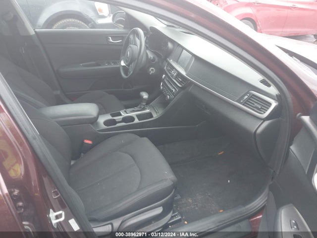 KIA Optima Lx 2018 5XXGT4L31JG196338 Image 5