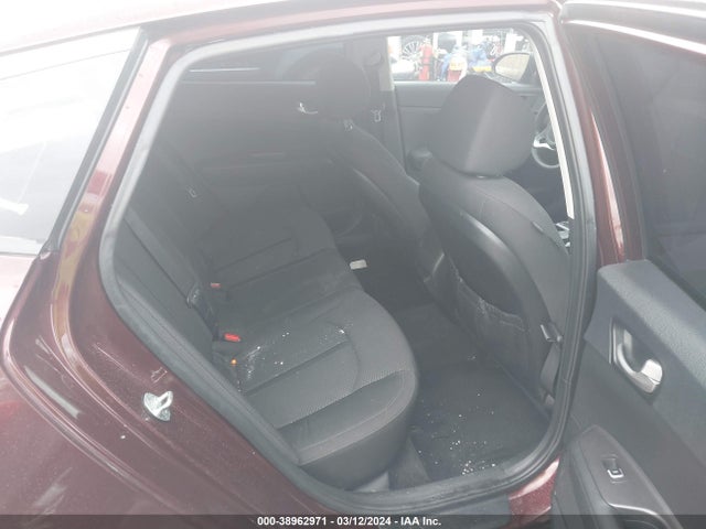 KIA Optima Lx 2018 5XXGT4L31JG196338 Image 8