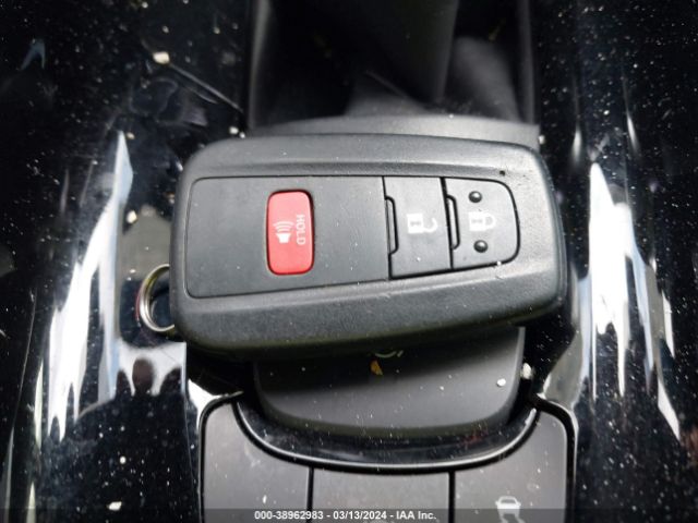 JTNKHMBX3L1092847 Toyota C-HR XLE