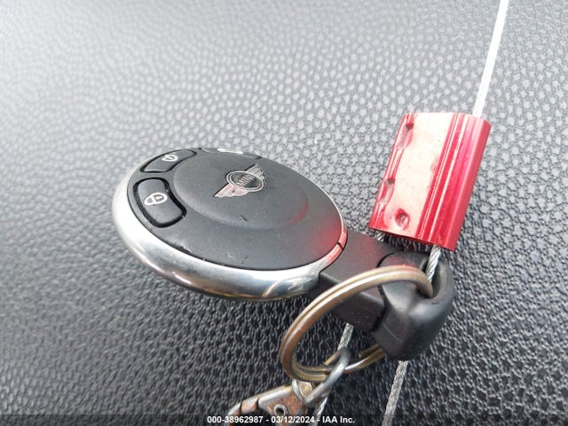 2012 MINI COOPER WMWSU3C5XCT540090 Photo 10