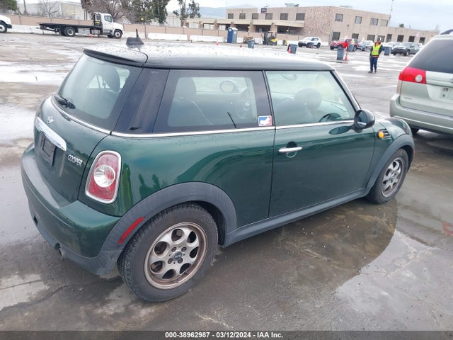 2012 MINI COOPER WMWSU3C5XCT540090 Photo 3