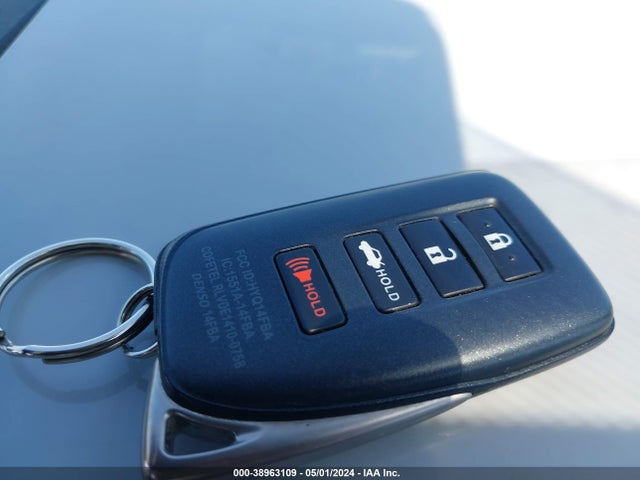 JTHBA1D24G5017483 Lexus 8ar-fts