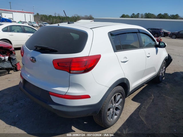 KIA Sportage Lx 2015 KNDPB3AC8F7758722 Image 4