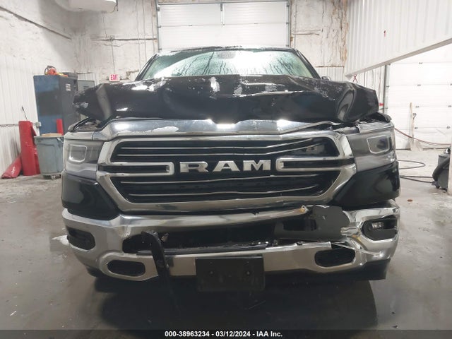 RAM 1500 Laramie  4x4 5'7 Box 2019 1C6SRFJT6KN643444 Image 11