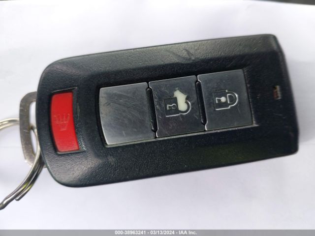 JA4AD3A32KZ027955 Mitsubishi Outlander Se