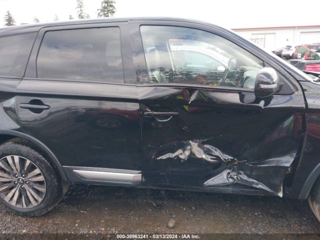 JA4AD3A32KZ027955 Mitsubishi Outlander Se
