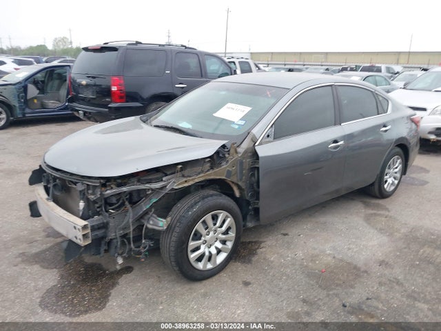Nissan Altima 2.5 S 2015 1N4AL3AP0FC264115 Image 2