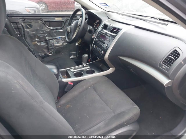 Nissan Altima 2.5 S 2015 1N4AL3AP0FC264115 Image 5