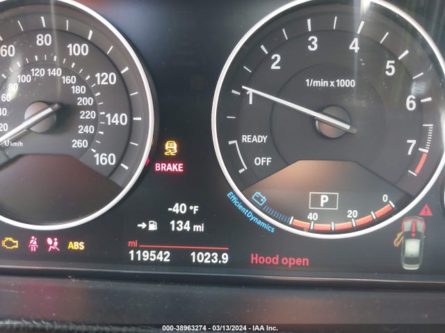 BMW 320i 2017 WBA8E1G3XHNU16062 Image 7