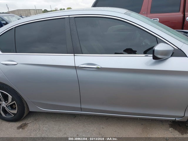 Honda ACCORD LX 2017 1HGCR2F3XHA264382 Image 13