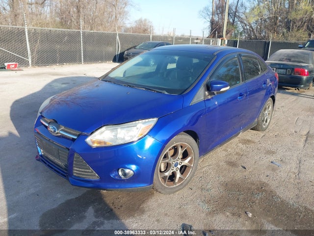 Ford FOCUS SE 2014 1FADP3F23EL325096 Image 2
