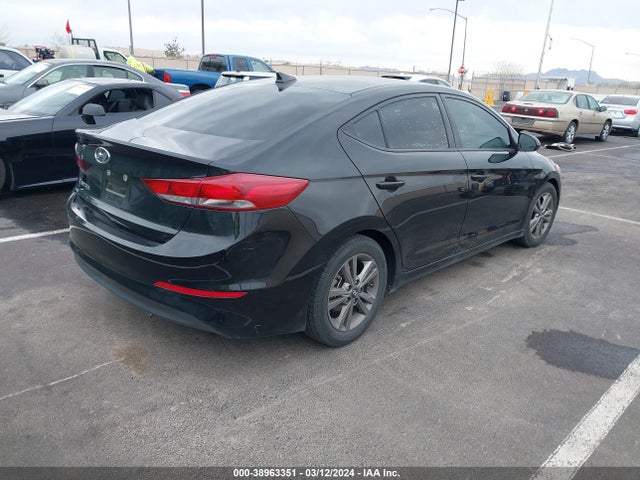 Hyundai ELANTRA SEL 2018 5NPD84LF2JH340028 Image 4