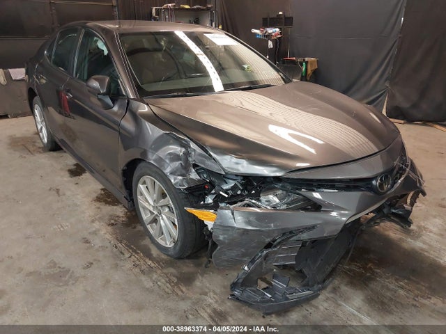 Toyota CAMRY LE 2023 4T1C11AK8PU776360 main image