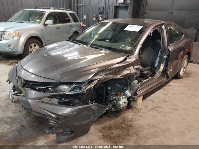 Toyota CAMRY LE 2023 4T1C11AK8PU776360 Image 2