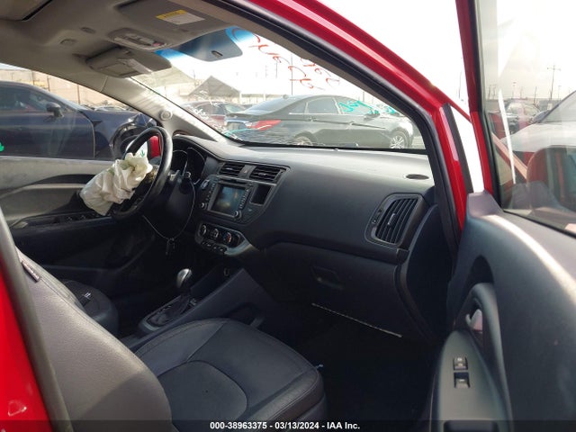 KIA Rio Sx 2015 KNADN5A30F6460187 Image 5