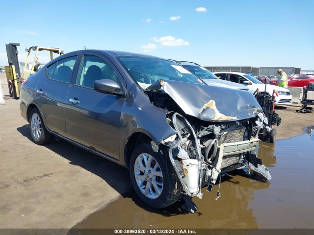 Nissan Versa 1.6 Sv 2018 3N1CN7AP7JL804774 zdjęcie główne