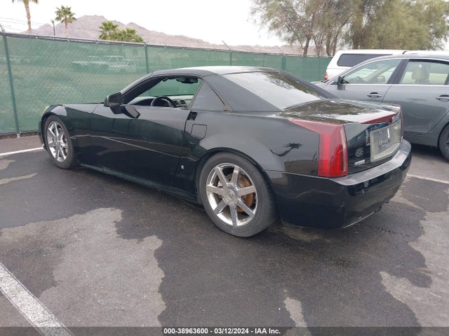 2008 CADILLAC XLR 1G6YV36AX85600306 Photo 2