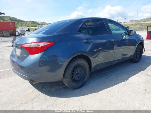 2T1BURHE0JC967989 Toyota COROLLA LE