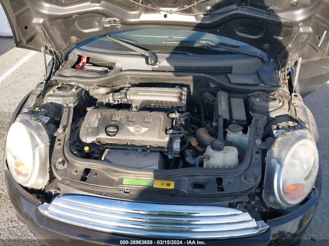 2011 MINI COOPER WMWSU3C58BT091474 Photo 9