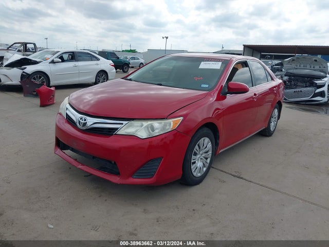 Toyota CAMRY LE 2014 4T1BF1FKXEU826534 Image 2