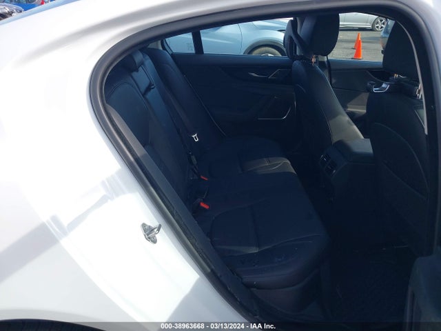 2020 JAGUAR XE SAJAE4FXXLCP64329 Photo 7