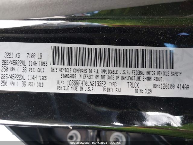 2020 RAM 1500 1C6SRFHT0LN213352 Photo 8