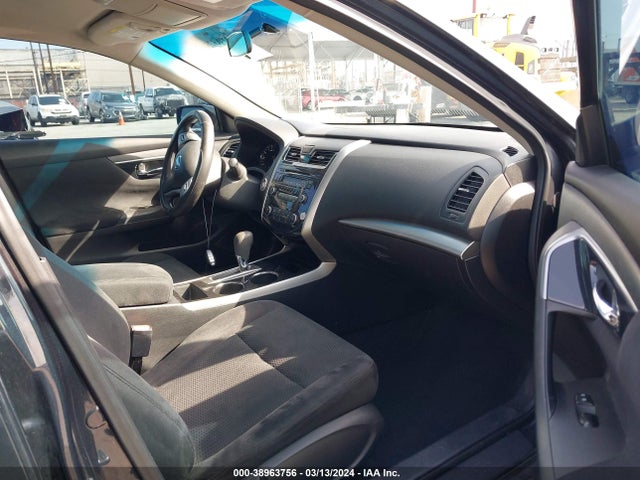 Nissan Altima 2.5 S 2014 1N4AL3AP0EN383642 Image 5