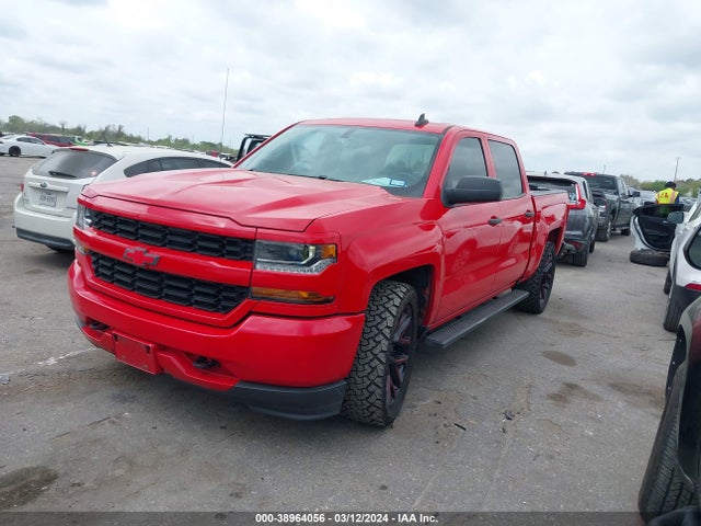 Chevrolet Silverado 1500 Custom 2018 3GCPCPEC1JG261118 Image 2