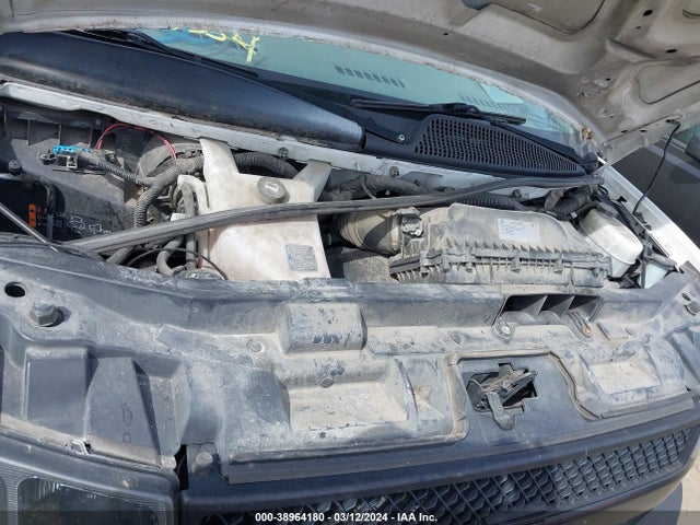 Chevrolet Express 2500 Work Van 2018 1GCWGAFP3J1196334 Image 10
